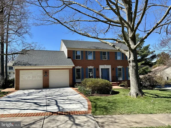 4516 Demby Dr, Fairfax, VA 22032