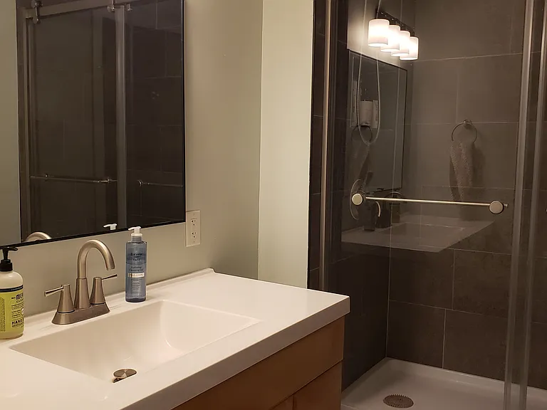 2125 E Washington Ave #1 — Photo 11