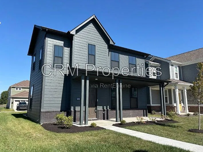 3 bed, 2.5 bath, 1912 sqft, $2,400 — Photo 2