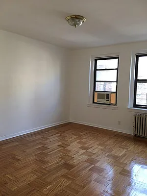 Rented by EZ Sell Realty | media 4