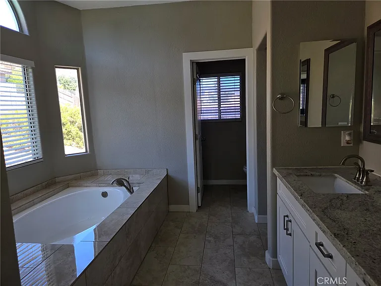 15721 Lake Ridge Rd — Photo 14