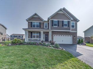 2064 Rownham Hill Rd, New Lenox, IL 60451