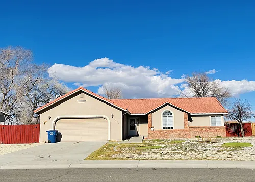 1227 Green Valley Dr Photo 1
