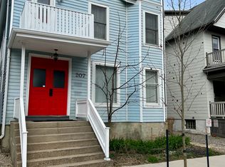 207 S Broom St APT 1, Madison, WI 53703