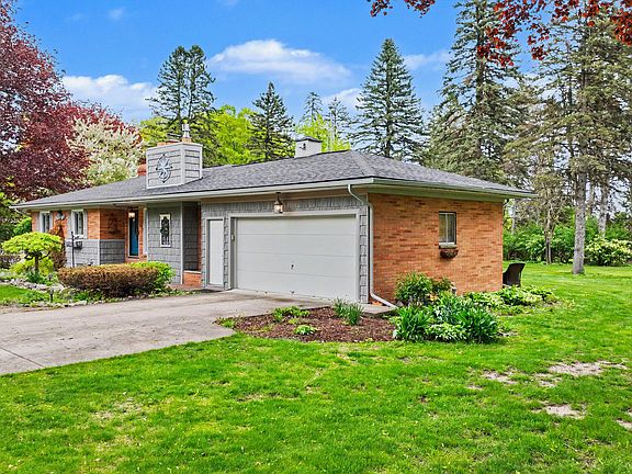 5th image of 2088 Crestline Cir