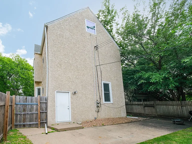 3324 Colfax Ave S #2 — Photo 15
