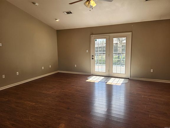 4th image of 2004 Dana Marie St