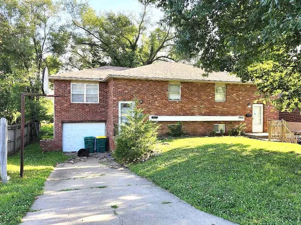 4934 Dixie Ave, Kansas City, KS 66106