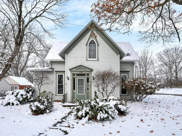 998 E King St, Franklin, IN 46131