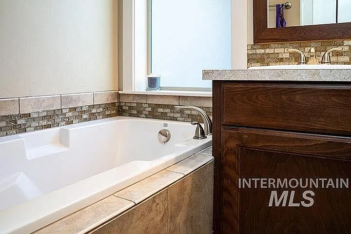 3953 N Park Crossing Ave — Photo 11