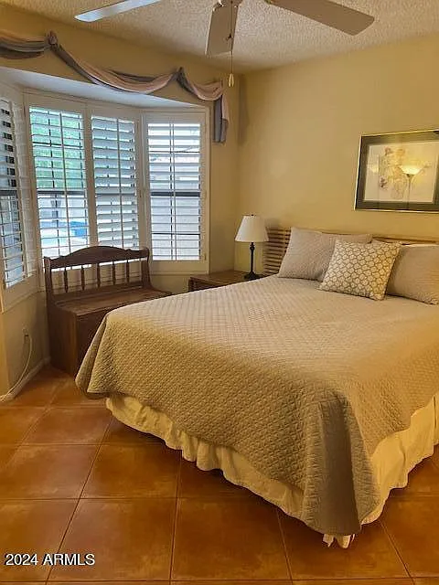 2 bed, 2.0 bath, 1286 sqft, $2,100 — Photo 3