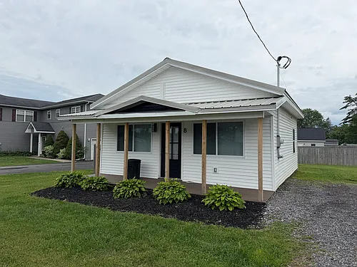 8 E River Rd Photo 1