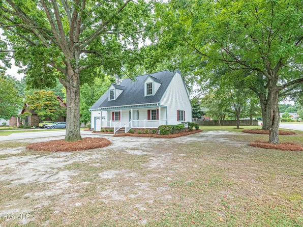 3100 Sherwood Drive, Greenville, NC 27858