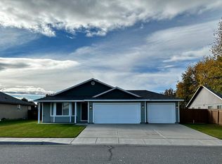 8812 Massey Dr, Pasco, WA