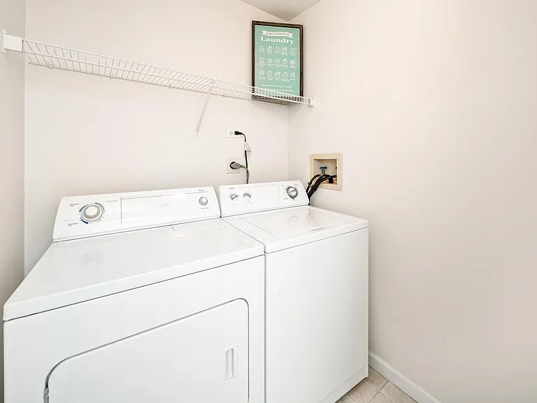 Camden at Bloomingdale Apartments — Photo 22