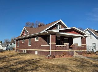 207 SW Kent St, Greenfield, IA 50849