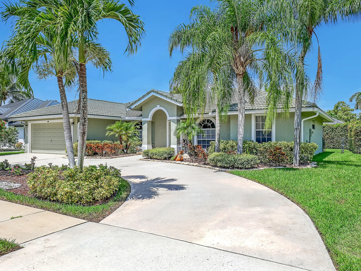 3 bed, 2.0 bath, 1752 sqft, $4,500 — Photo 4