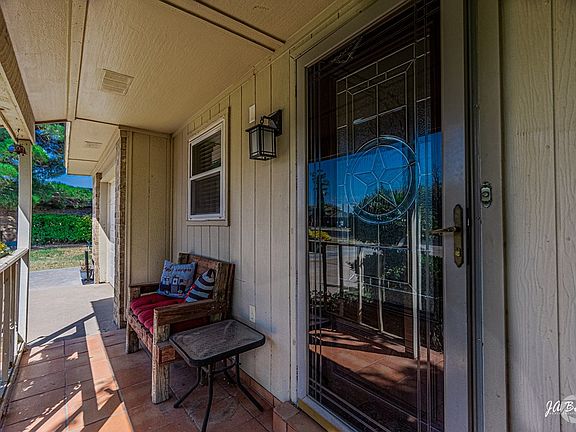 4th image of 4618 Pleasant Dr