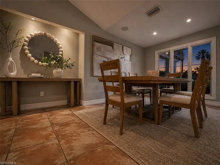 4083 Belair Ln — Photo 14