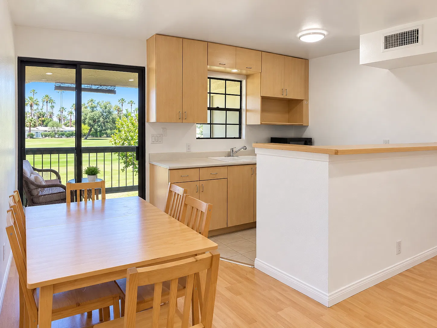 1 bed, 1.5 bath, 768 sqft, $1,850 — Photo 3