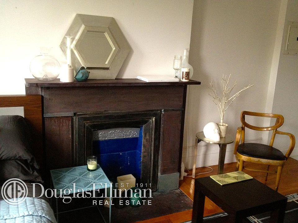 2nd image of 19 W 129th St APT 4C
