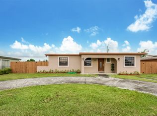 9240 SW 41st St, Miami, FL 33165