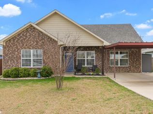 102 E Willow St, Sanger, TX 76266