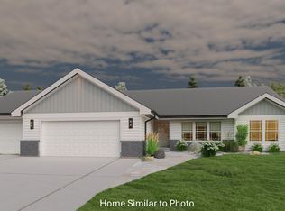 1696 Betty Jean Ln, Green Bay, WI 54313