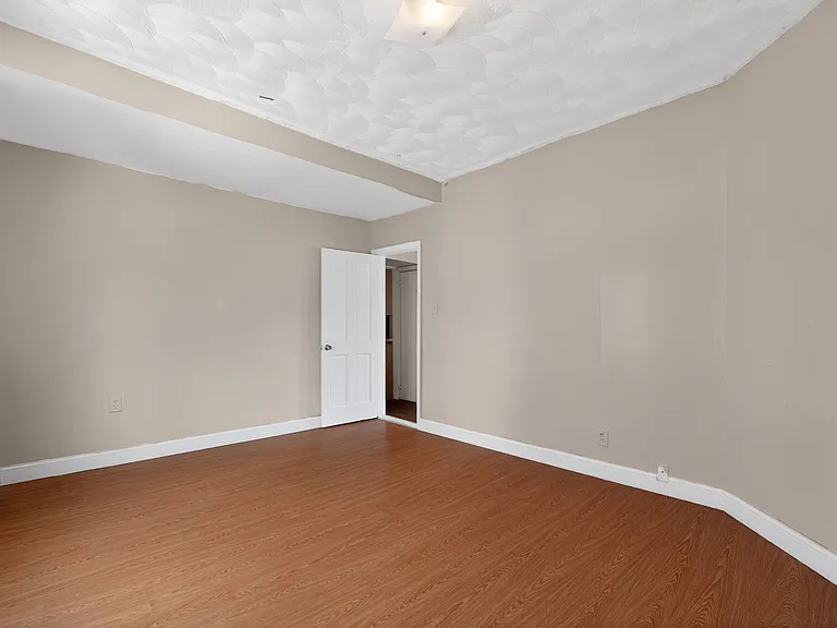 29 Park St #2 — Photo 10