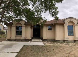 802 Roma Ave, Zapata, TX 78076