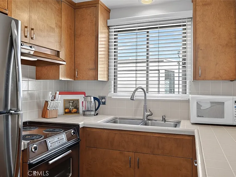 226 Garnet Ave #226 — Photo 6