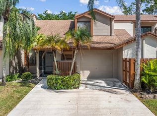22384 Thousand Pines Ln, Boca Raton, FL 33428