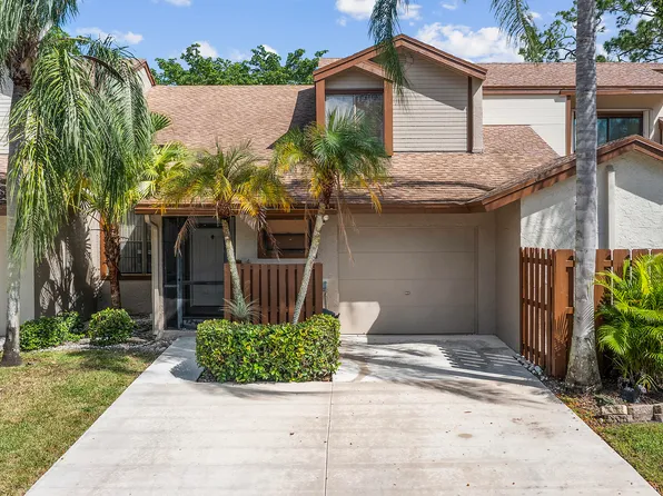22384 Thousand Pines Lane, Boca Raton, FL 33428