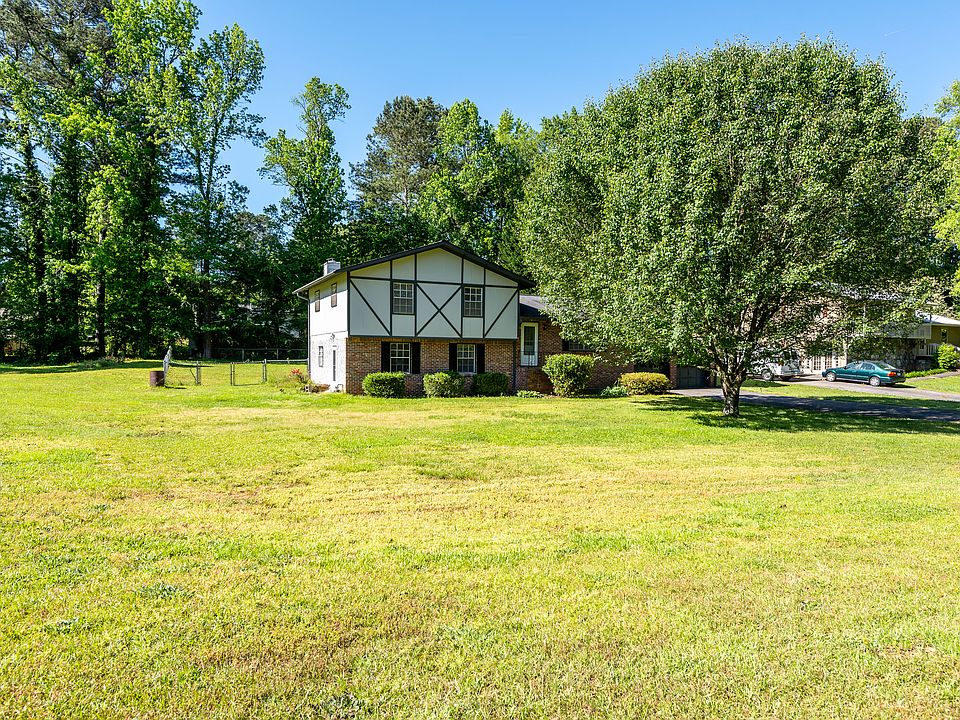 1st image of 1292 Hickory Wood Dr NE