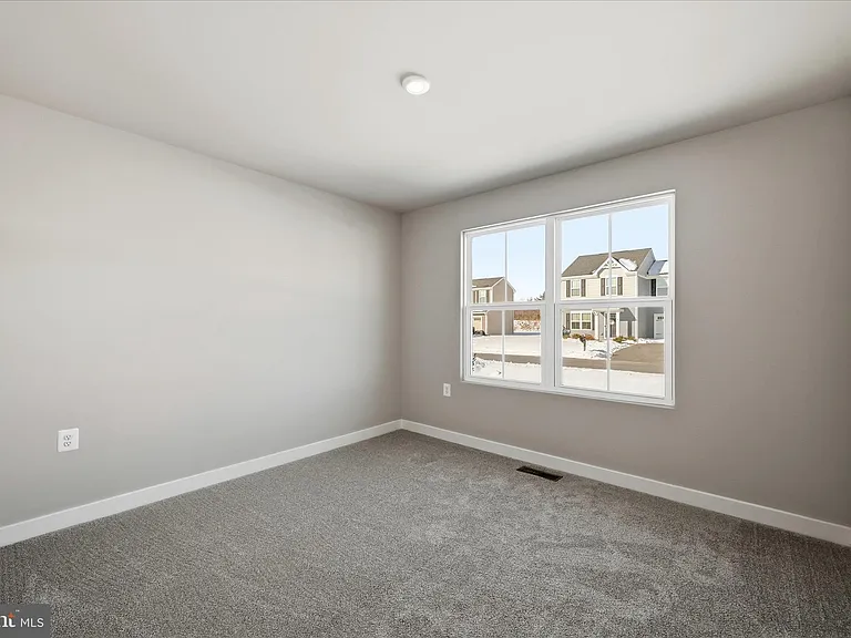 313 Switchgrass Ct — Photo 9