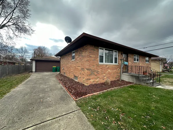 5513 Meadowood Dr, Indianapolis, IN 46224