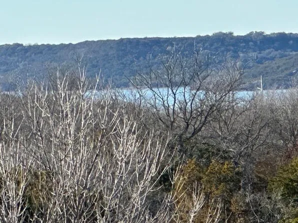 40 Prairie Falcon Ct, Graford, TX 76449