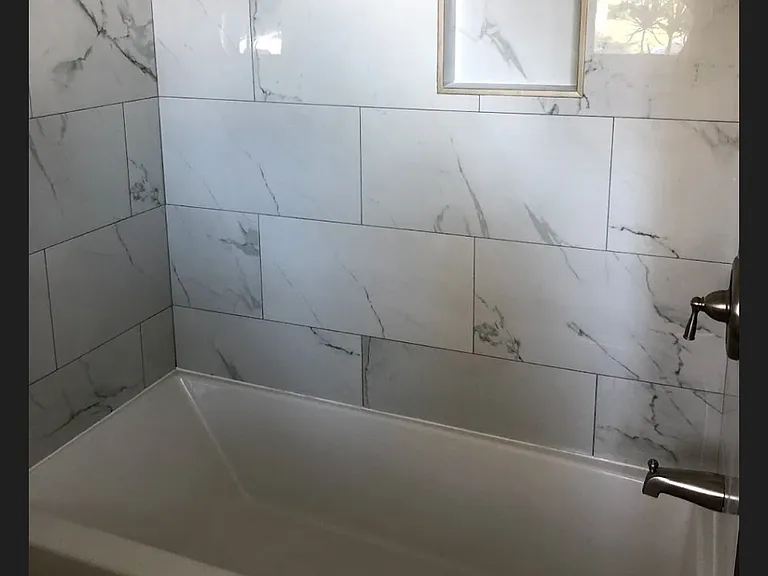2519 Larchmont Ave — Photo 7