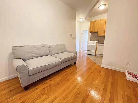 Rented by Keller Williams NYC | media 16