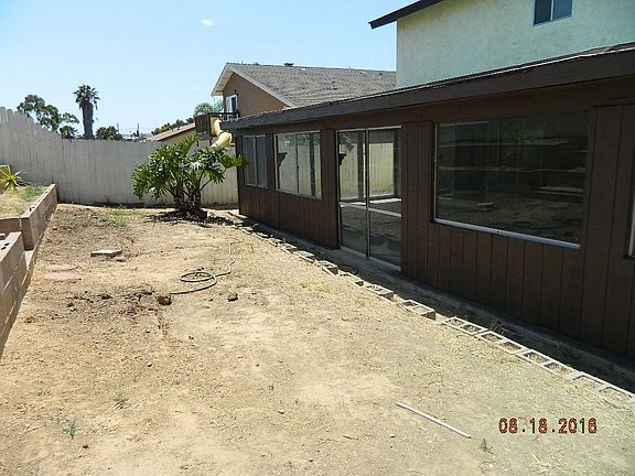 4th image of 1185 Lauriston Dr