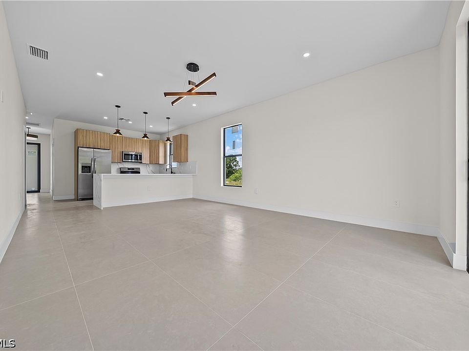 1st image of 2919 Meadow Rd