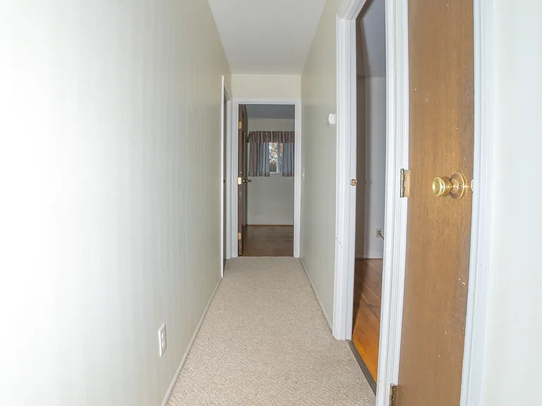 10159 Crosier Ln — Photo 13
