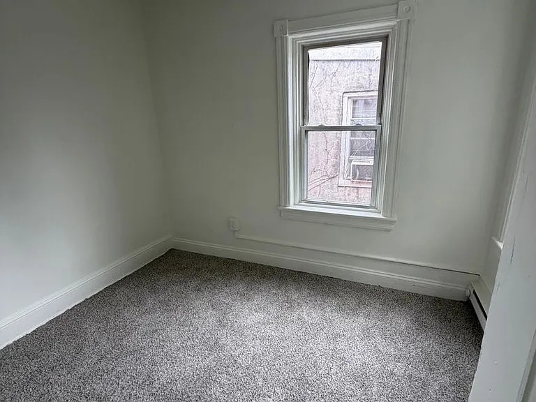 420 Valley Rd — Photo 17
