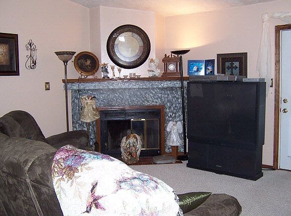 3rd image of 2424 Downing Dr