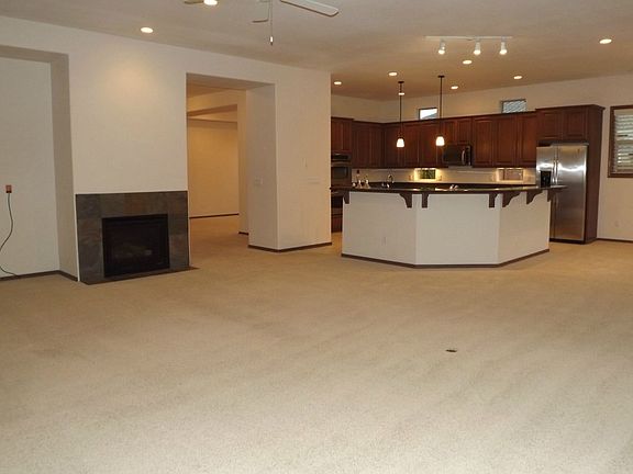 3rd image of 4232 Bainbridge Ct NE