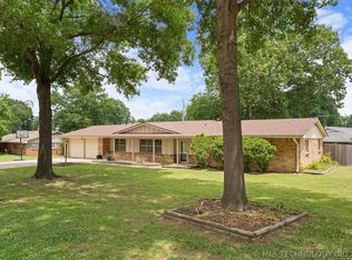 1418 Grandview Rd, Bartlesville, OK 74006
