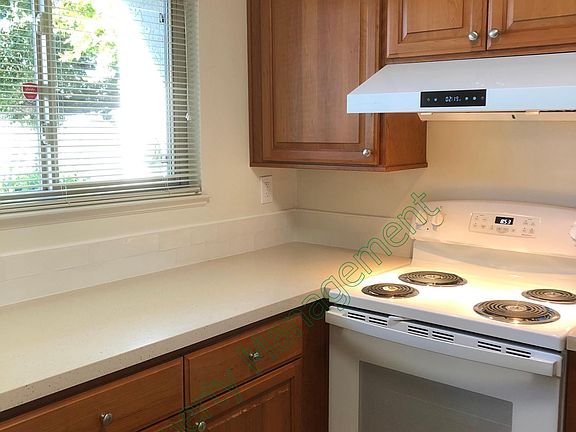 2nd image of 5090 Snell Ave