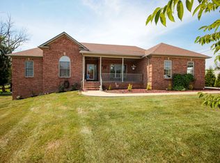 122 Alexandra Jett Ln, Georgetown, KY 40324