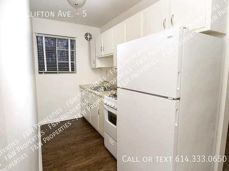 1769 Clifton Ave #5 — Photo 33