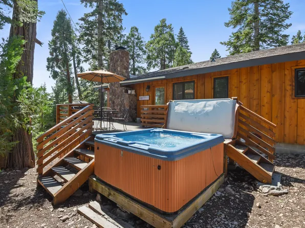 532 Granite Rd, Carnelian Bay, CA 96140